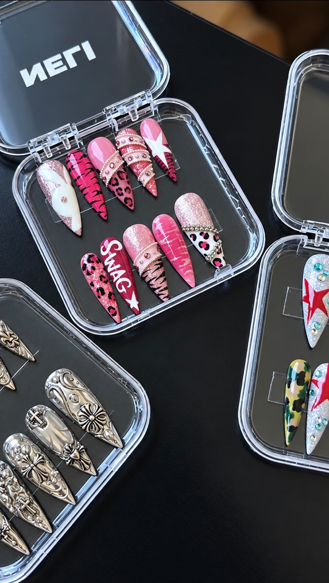 Anúncio de NELI Press-On NAILS