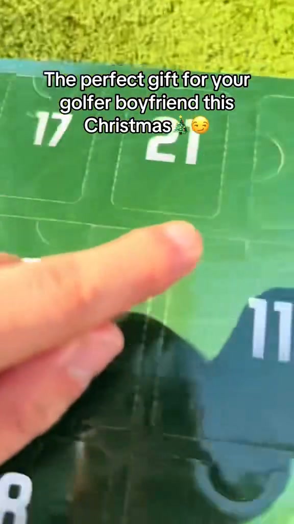 The Golf Gift They’ll Open 24 Times