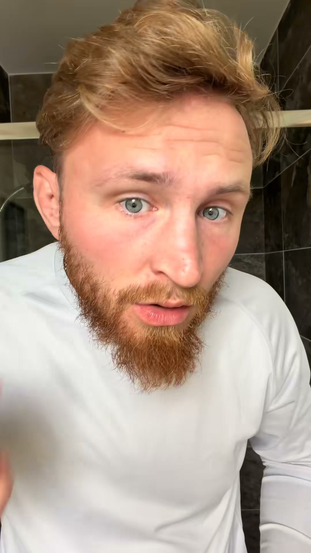 Frizz bändigen. Mühelos stylen. Für kräftige Bärte gemacht.