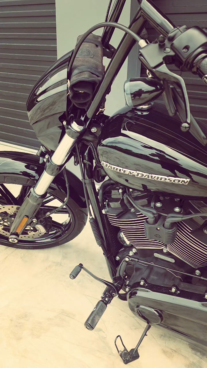 Anúncio de R9 Kustoms