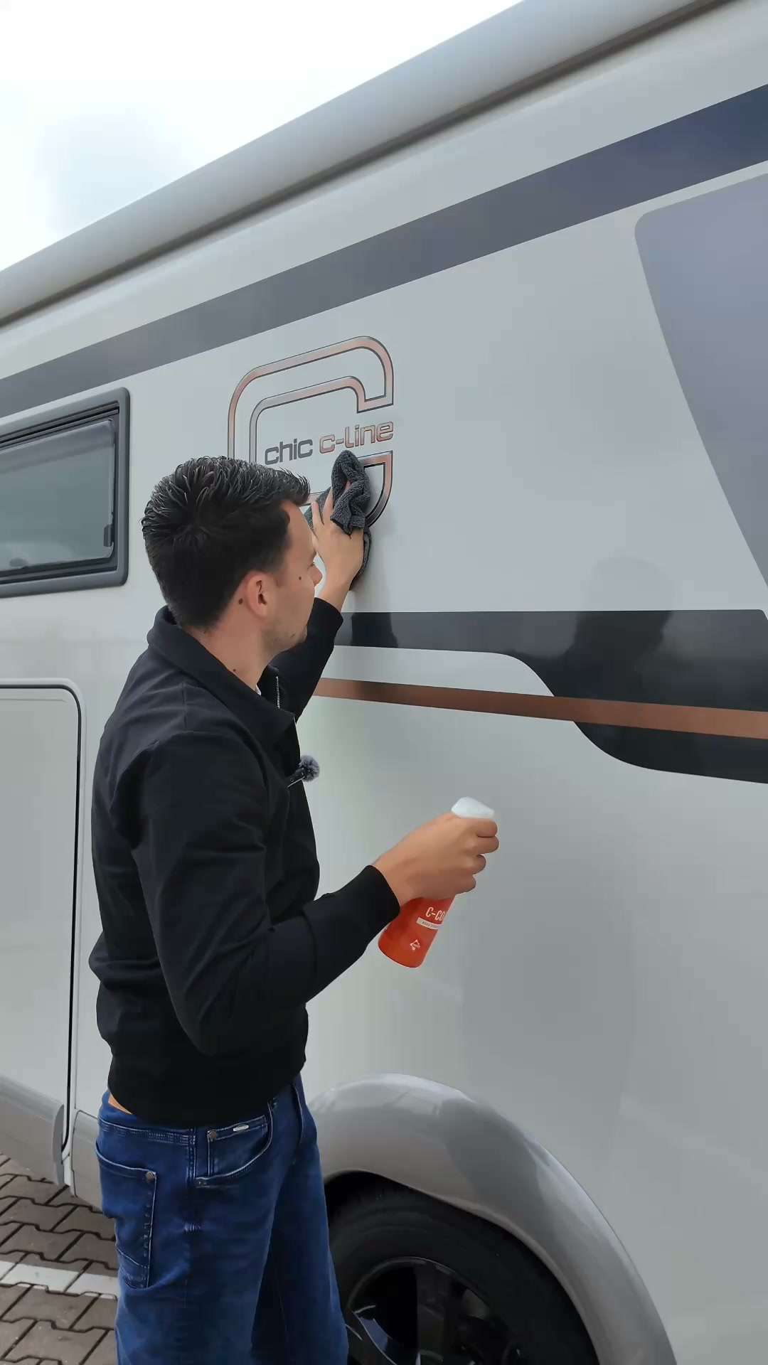 Uw camper of caravan beschermen was nog nooit zo makkelijk.