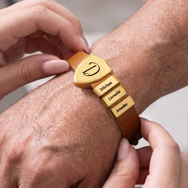 Personalized Shield Bracelet with Name, PU Leather Adjustable Jewelry, Sentimental Family Bracelet, Father's Day/Birthday Gift for Dad/Husba