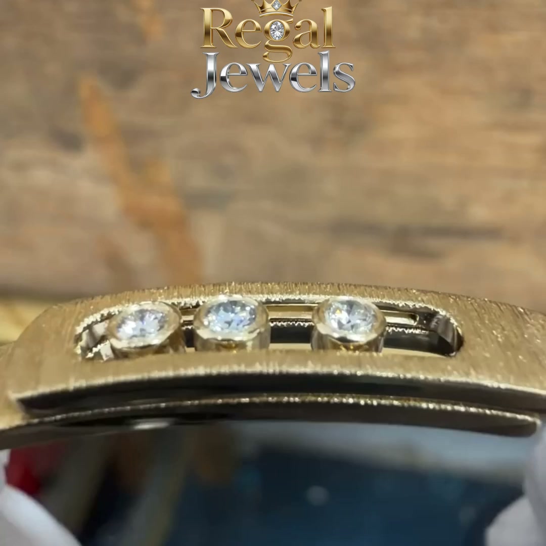 Get high-end luxury jewelry with just one day's earnings! 30% off on 3 items Free worldwide shipping!