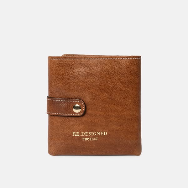 Krea Deluxe - Re:Designed Project 34 - Walnut/Gold