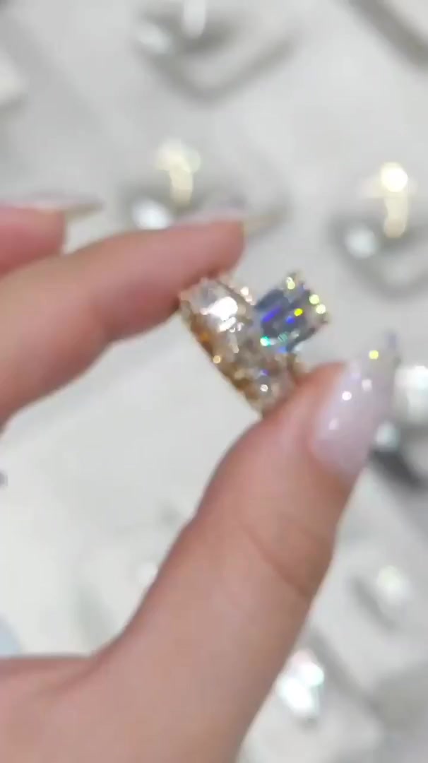 BOGO Luxury Jewerly Buy 1 get 1 free
