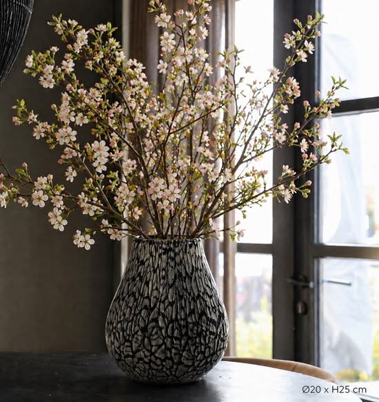 Anúncio de MRS Home and Garden