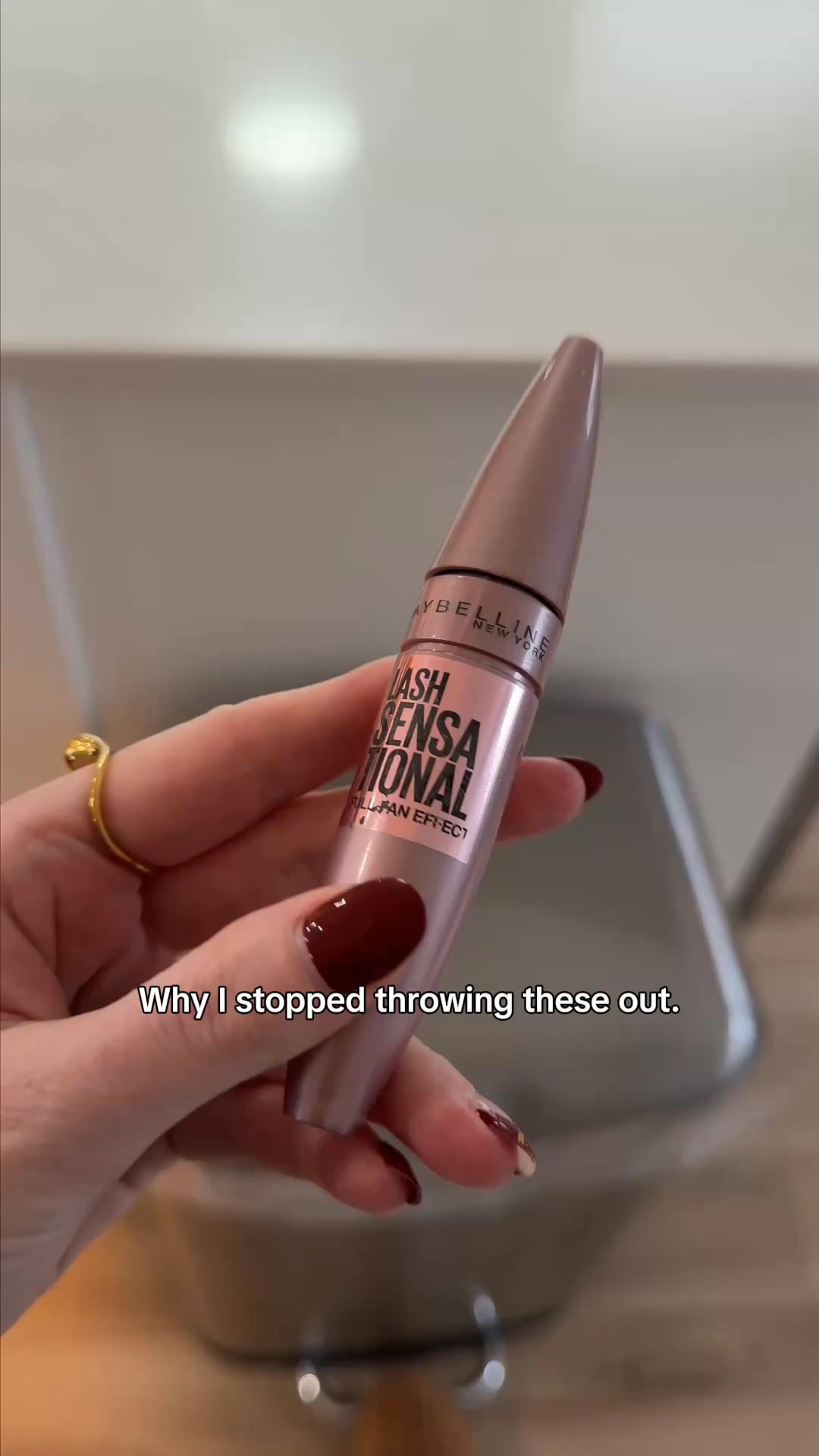 The World's First Sanitary Mascara