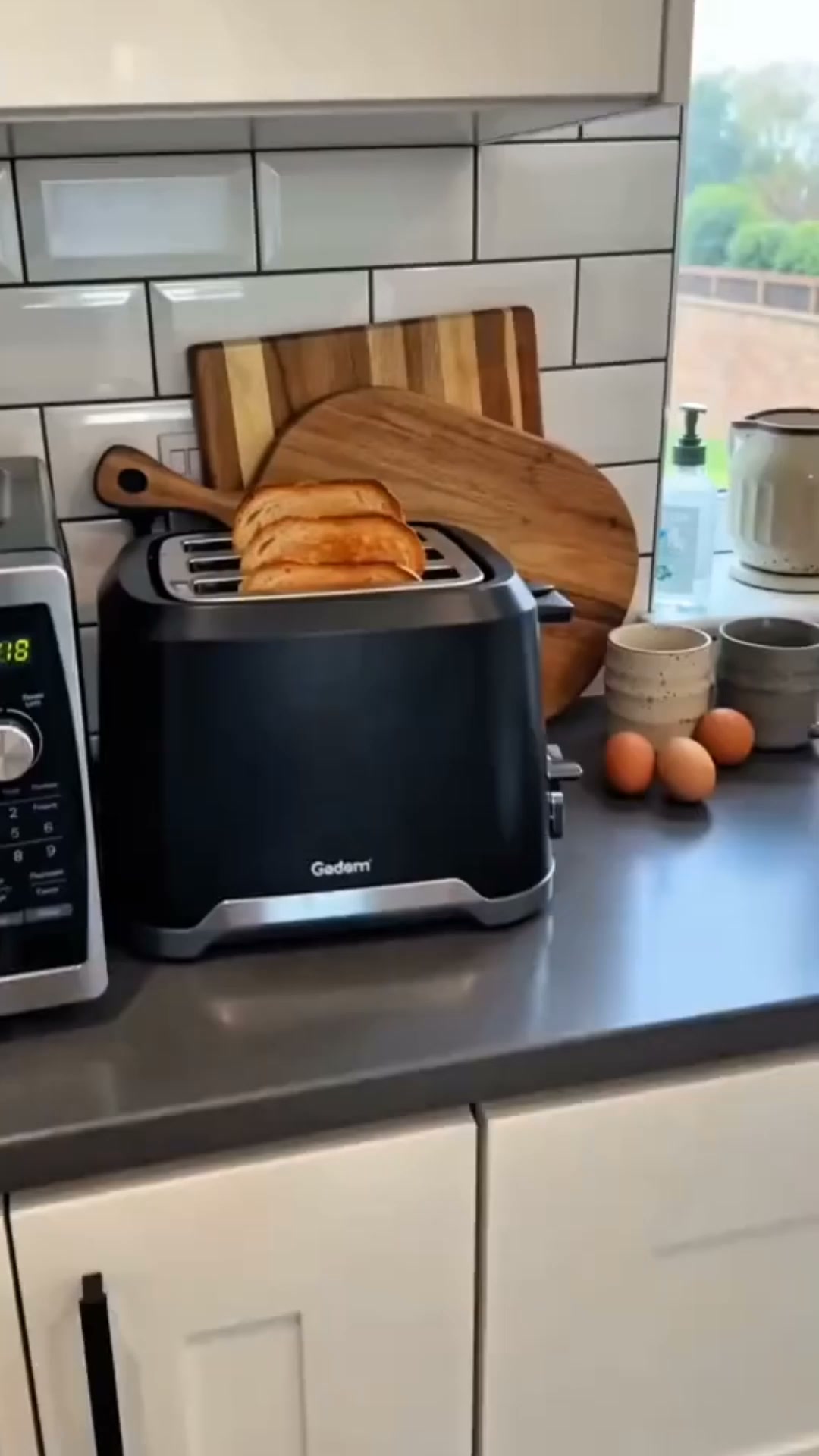 Microwave Egg Poacher – Breakfast in Minutes, Not Mess