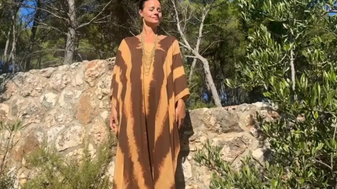 Dresses, Kimonos & Kaftans