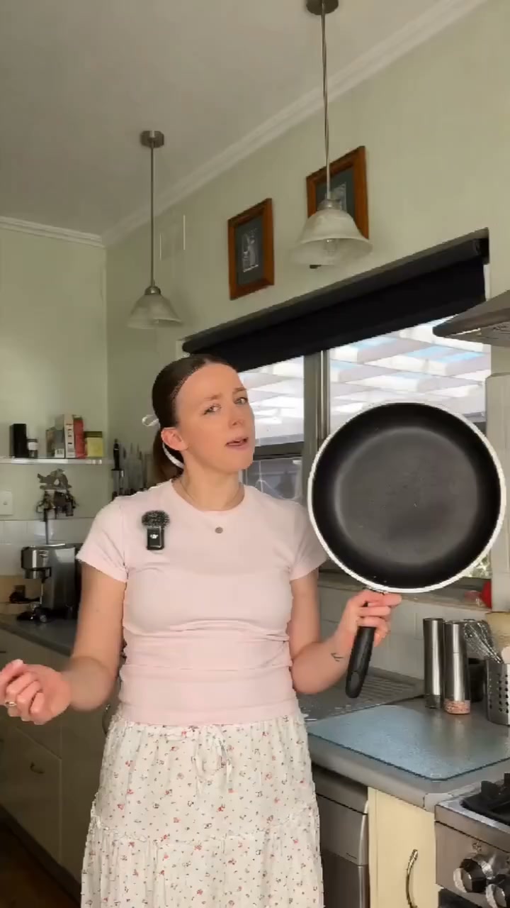 Padella in titanio senza tossine