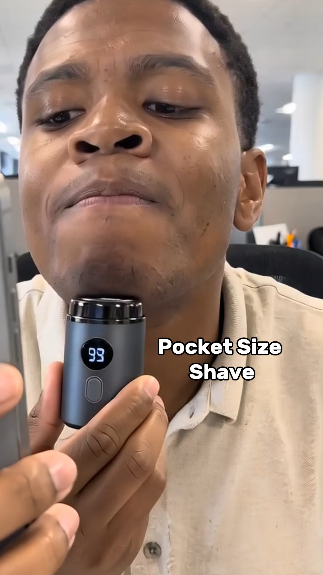 ANZEIGE: Hot Sale Mini Portable Electric Shaver for Men & Women – USB Rechargeable Waterproof Razor