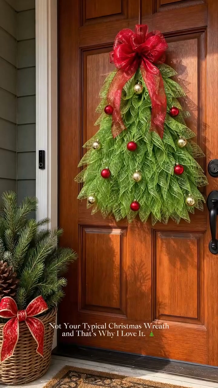 A Handmade Welcome for Christmas