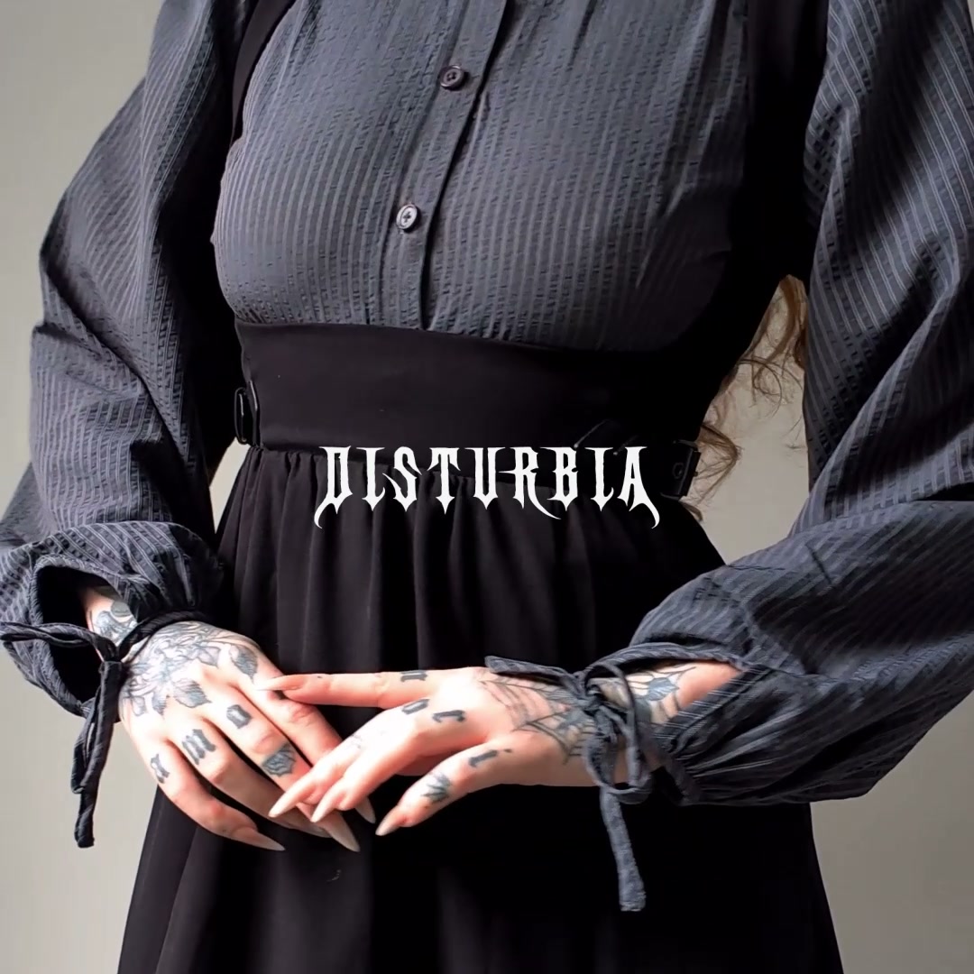 Dark Romantic Fashion