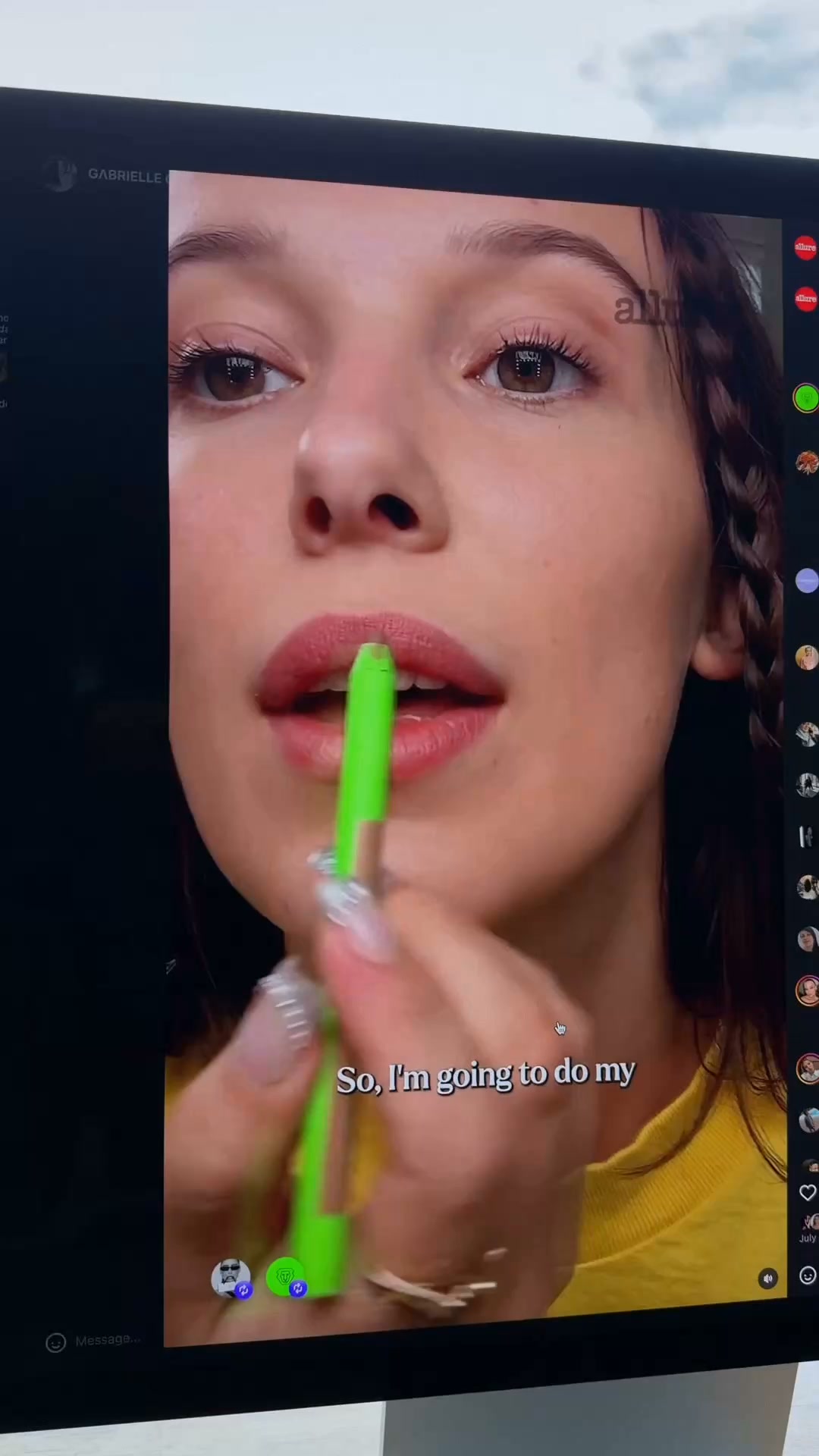 The Bestseller Lip Pencil MOM