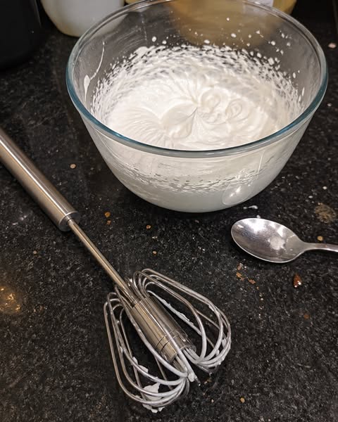 1+1 FREE - the whisk everyone talks about