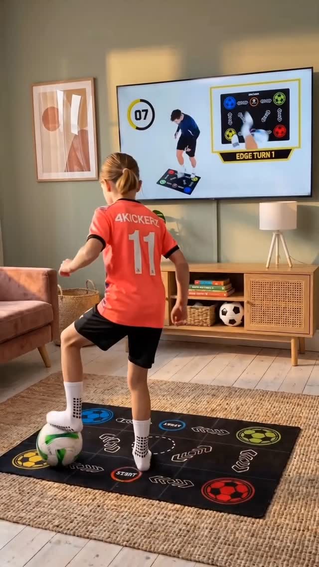 Viral Training Mat I Co-created by Ronaldinho