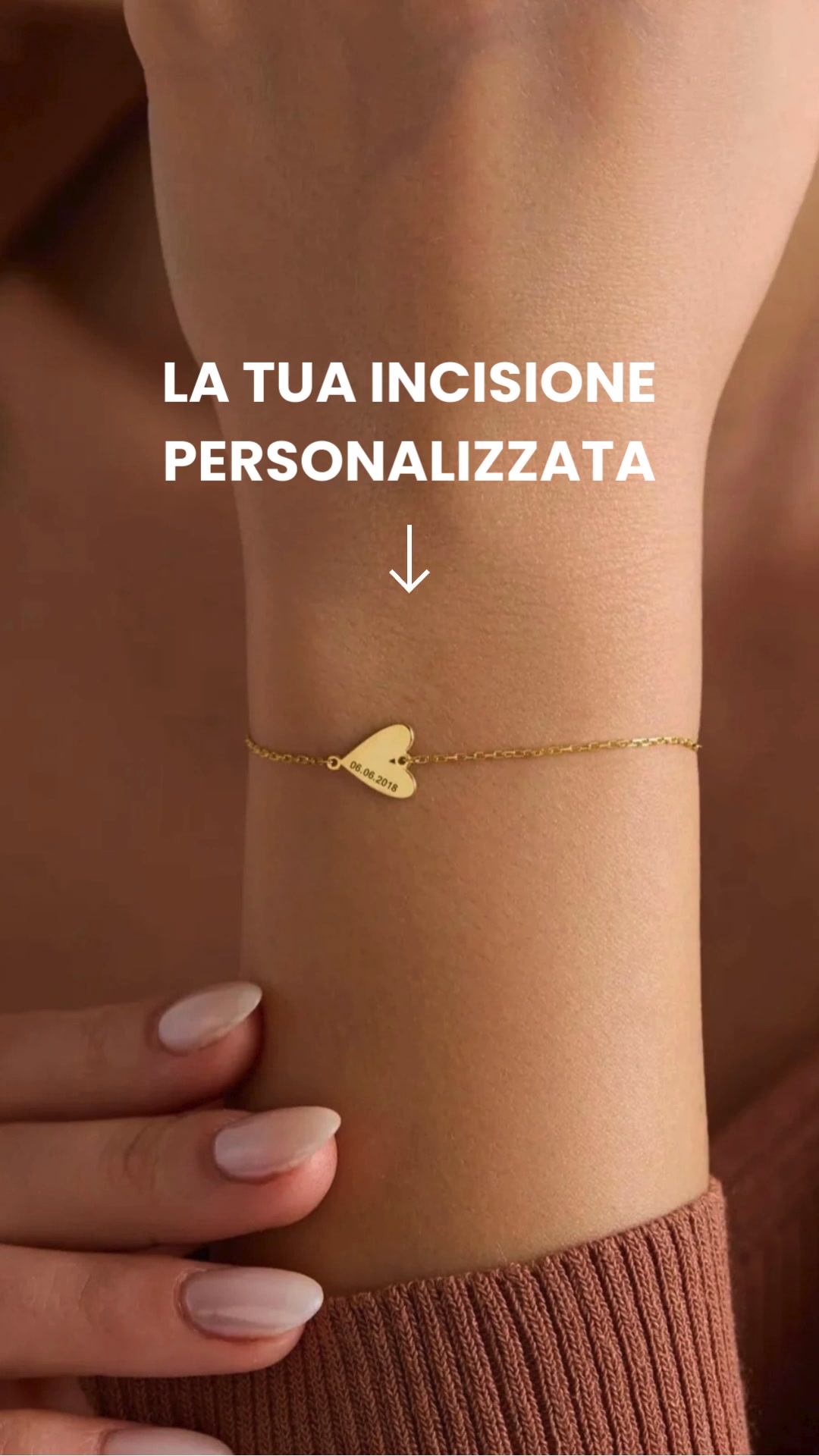 Bracciale personalizzato con ciondolo a forma di cuore e incisione