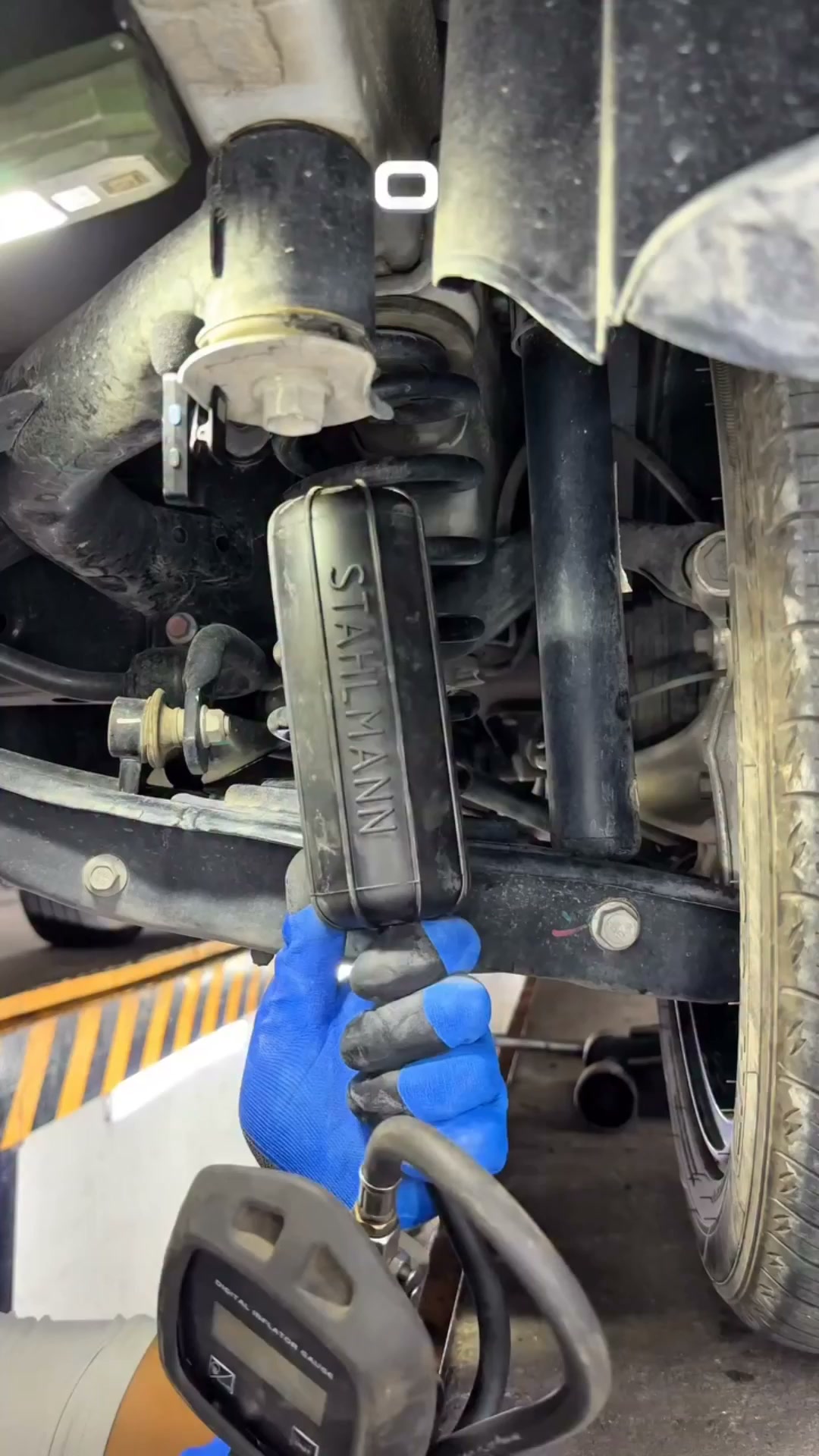 Air Suspension Helper – Prevents Rear Sag, Improves Towing Stability, Adds 2‑5cm Lift