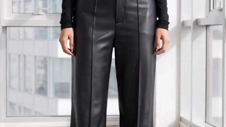 Pantalón de Cuero Marbella — 39,99€