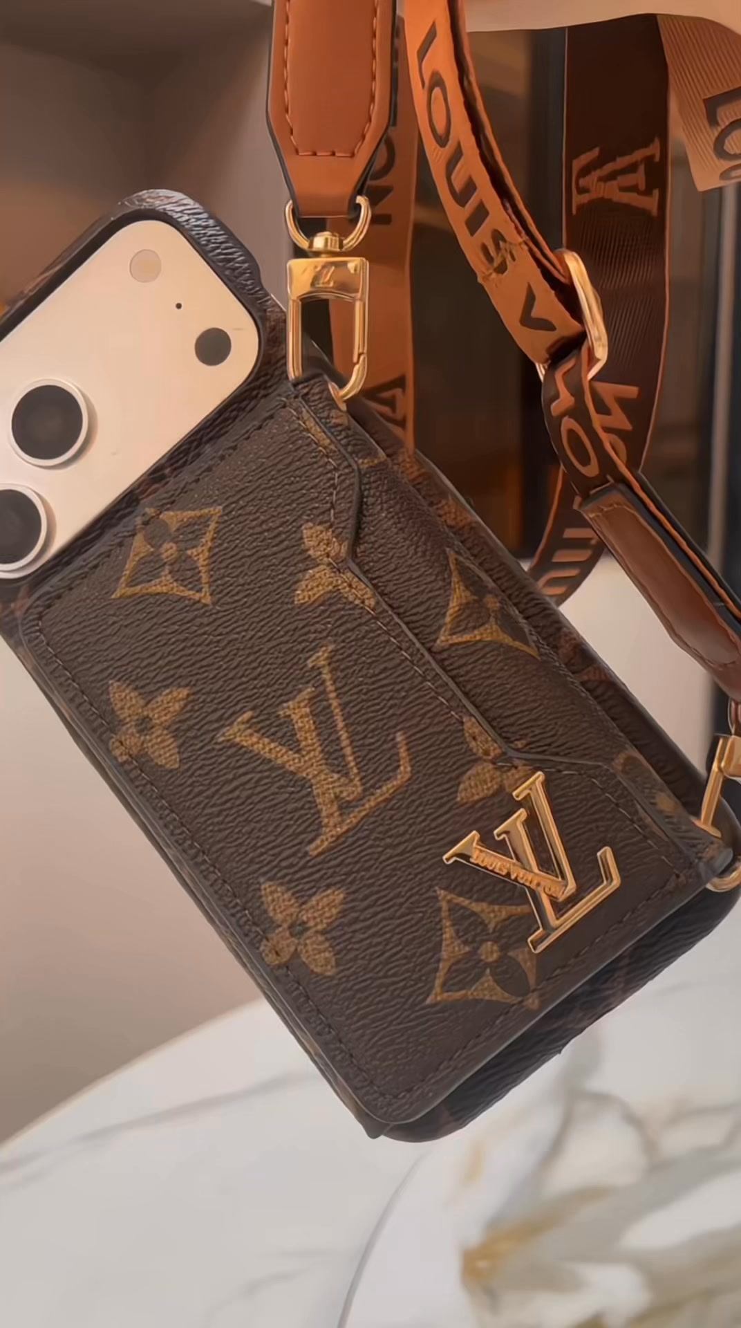 The Mini Wallet Everyone Loves