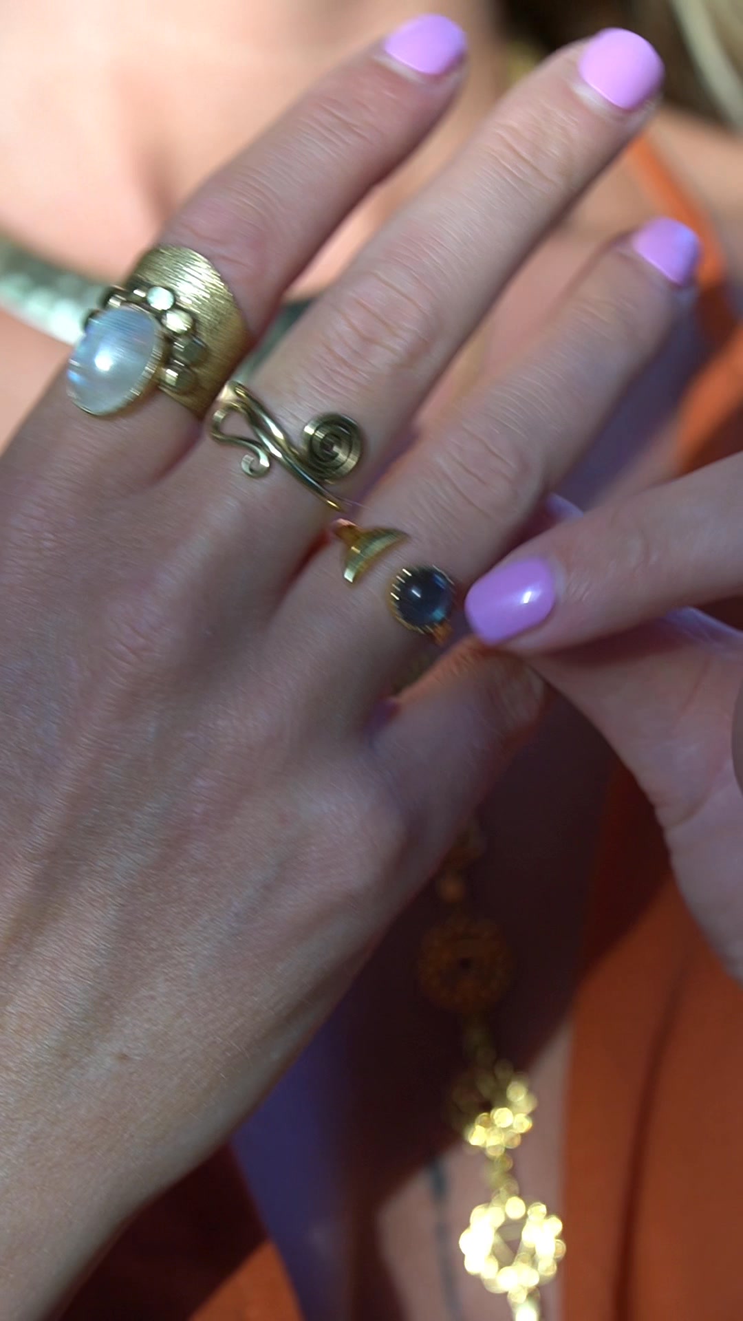 Anúncio de Daya Jewelry