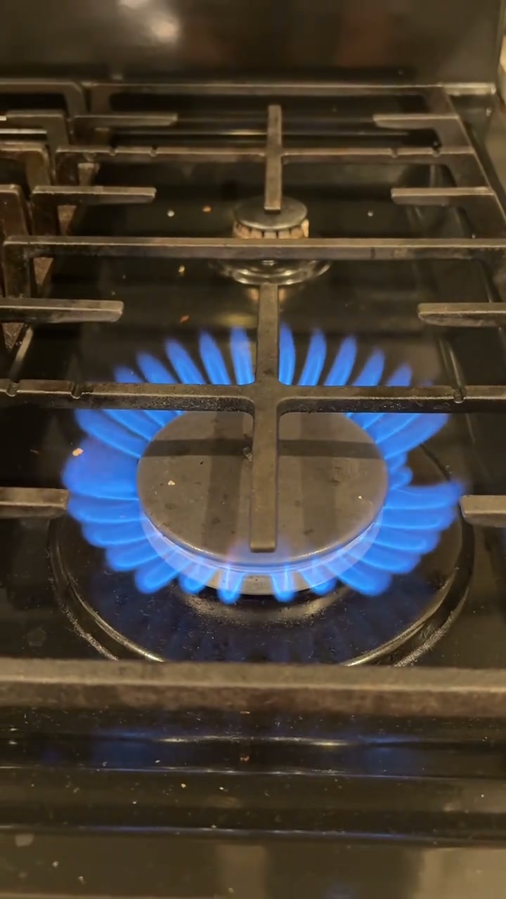 Ditch Your Old Smoke Alarms Plug In 6-in-1 Safety