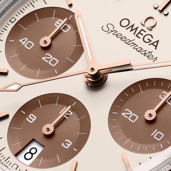 Shop OMEGA Speemaster