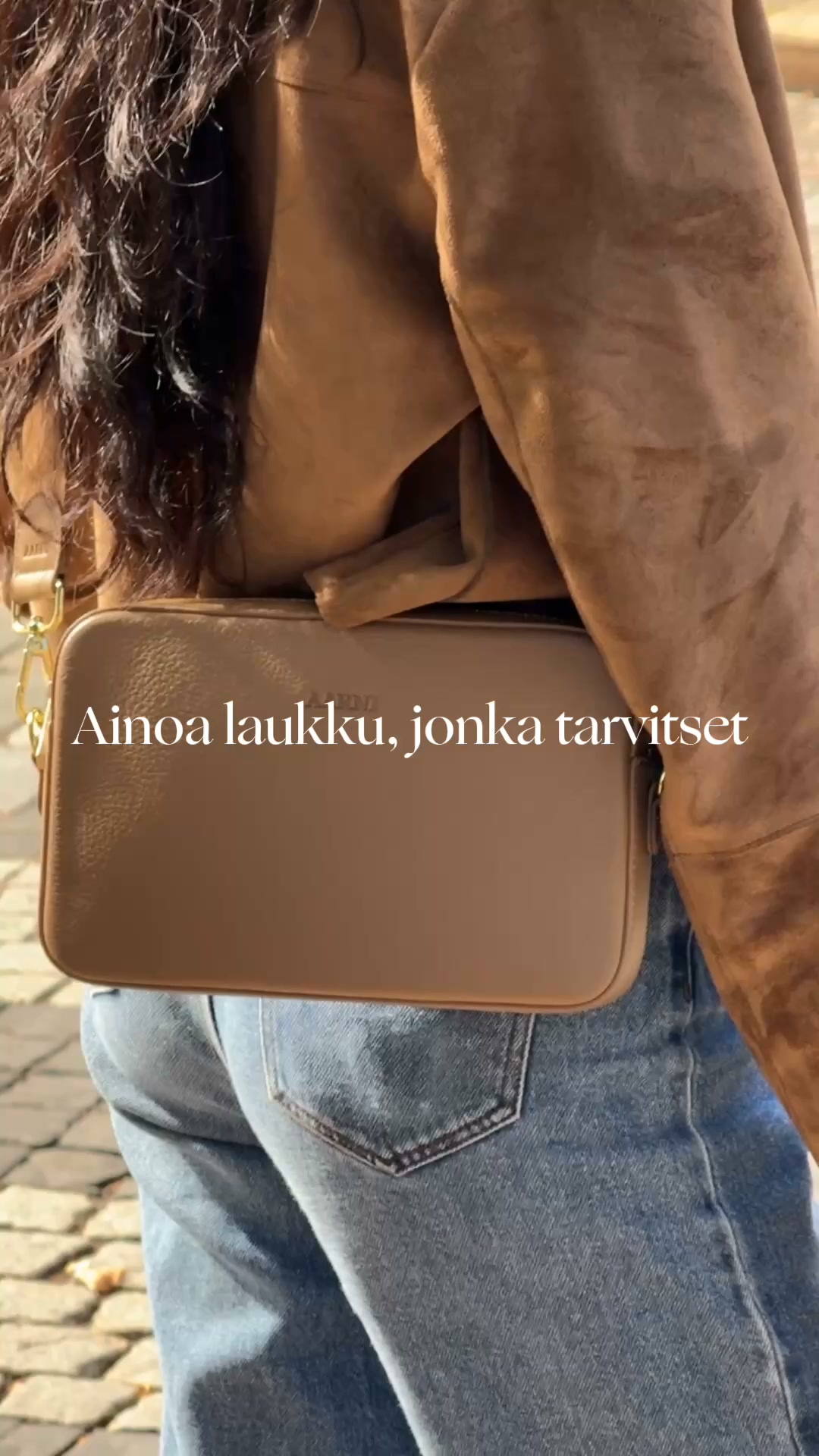 Syksyn luottolaukut suomalaisesta hirvennahasta