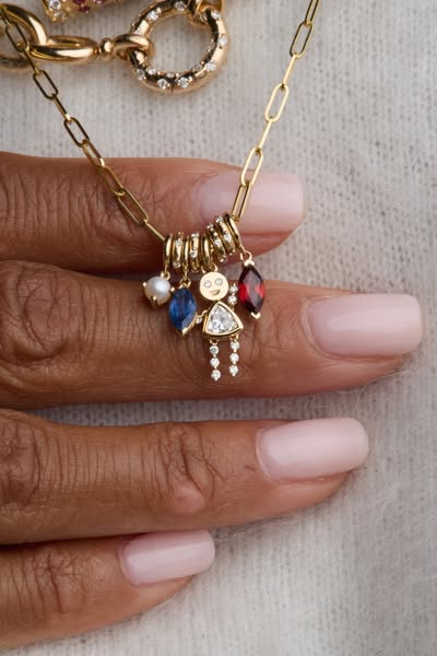 Free Shipping & Returns