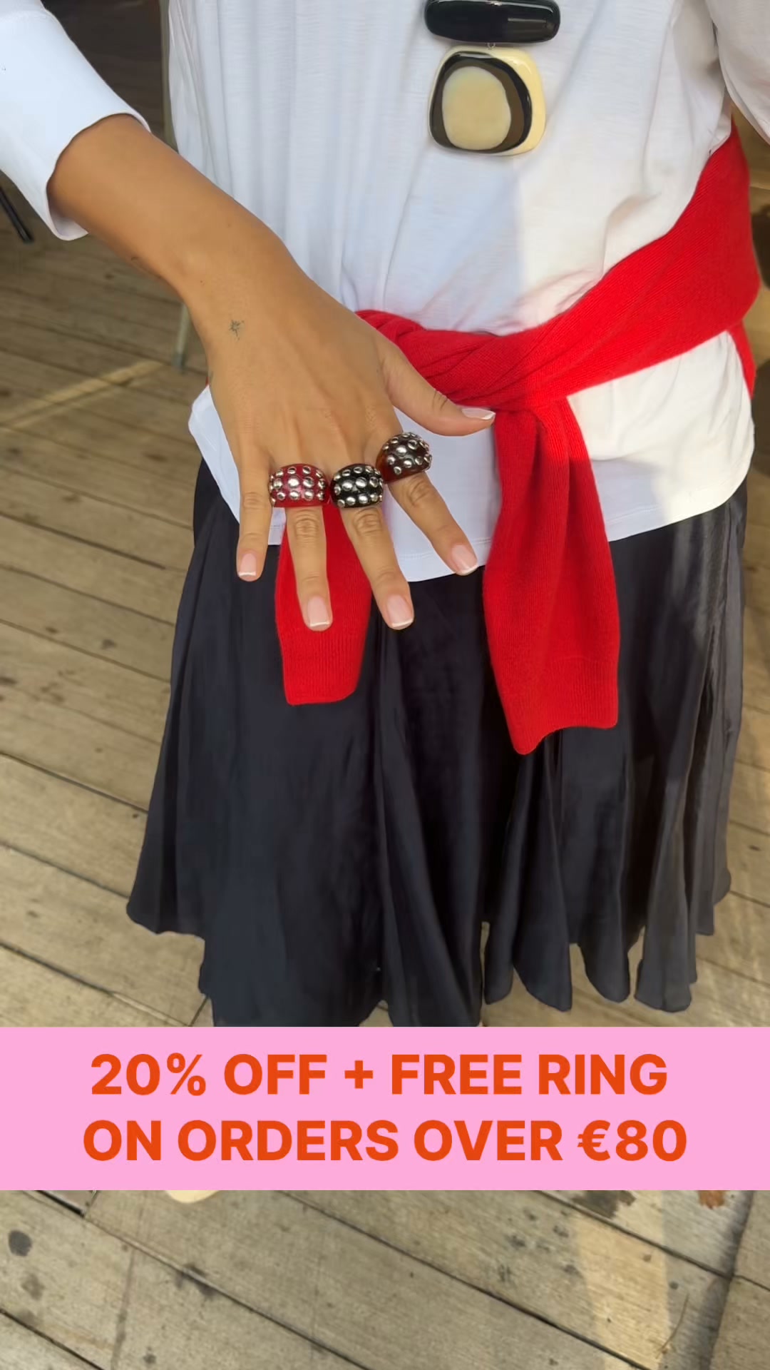 20% OFF + FREE GIFT!