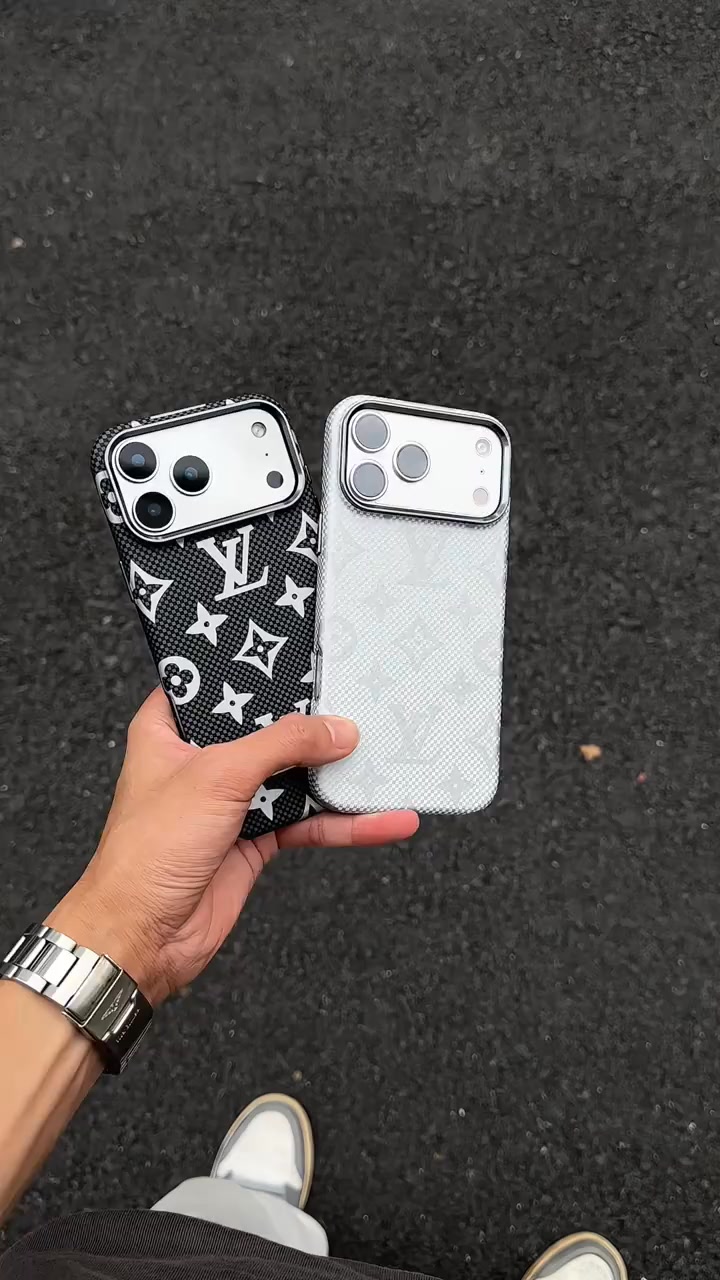 Team Black or Team White?