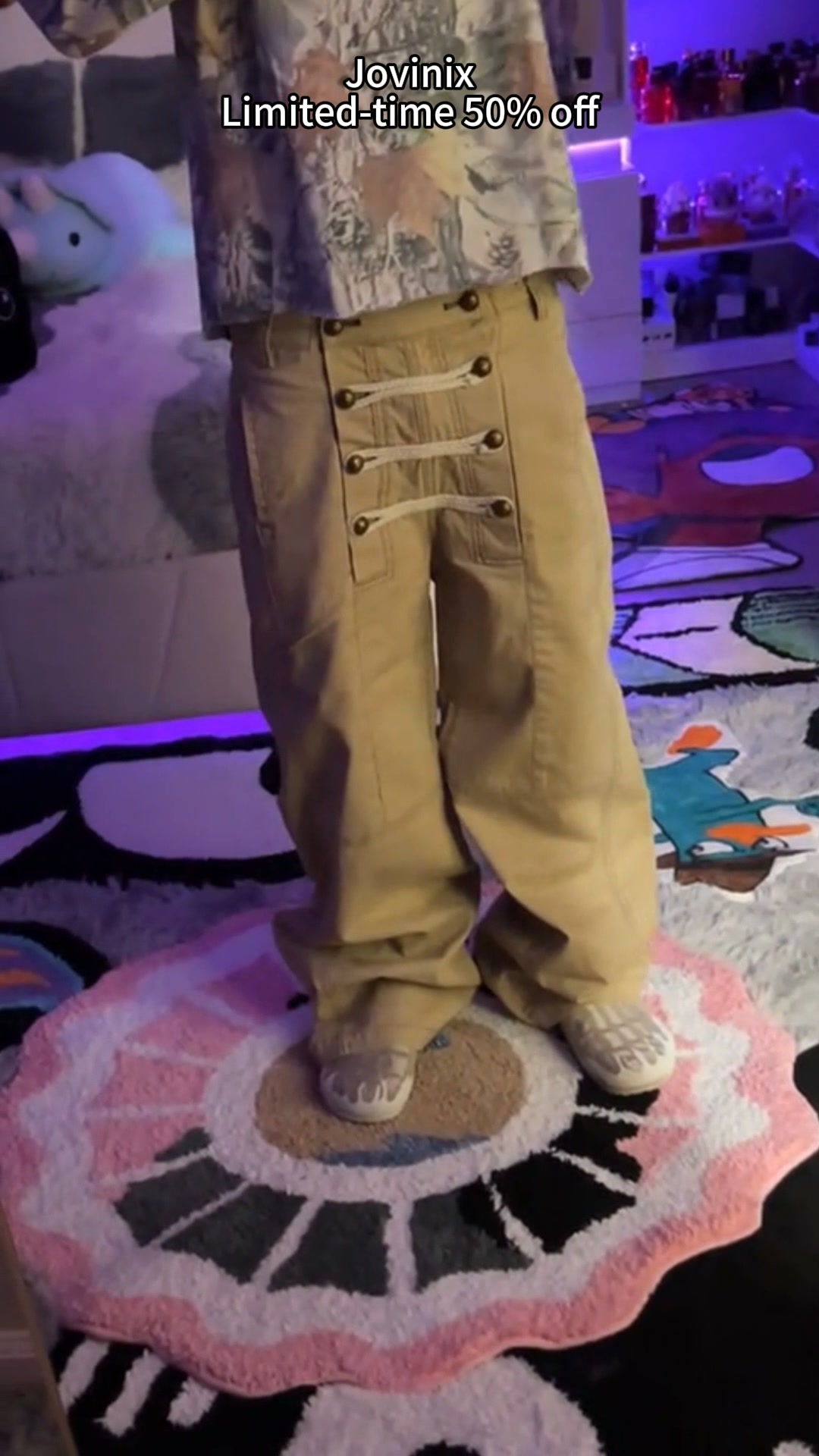 Get these Y2K baggy jeans now while they’re 50% OFF