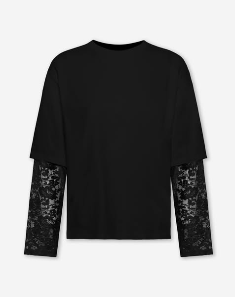 Lace Long Sleeve Oversized Tee Zwart+ €34.99