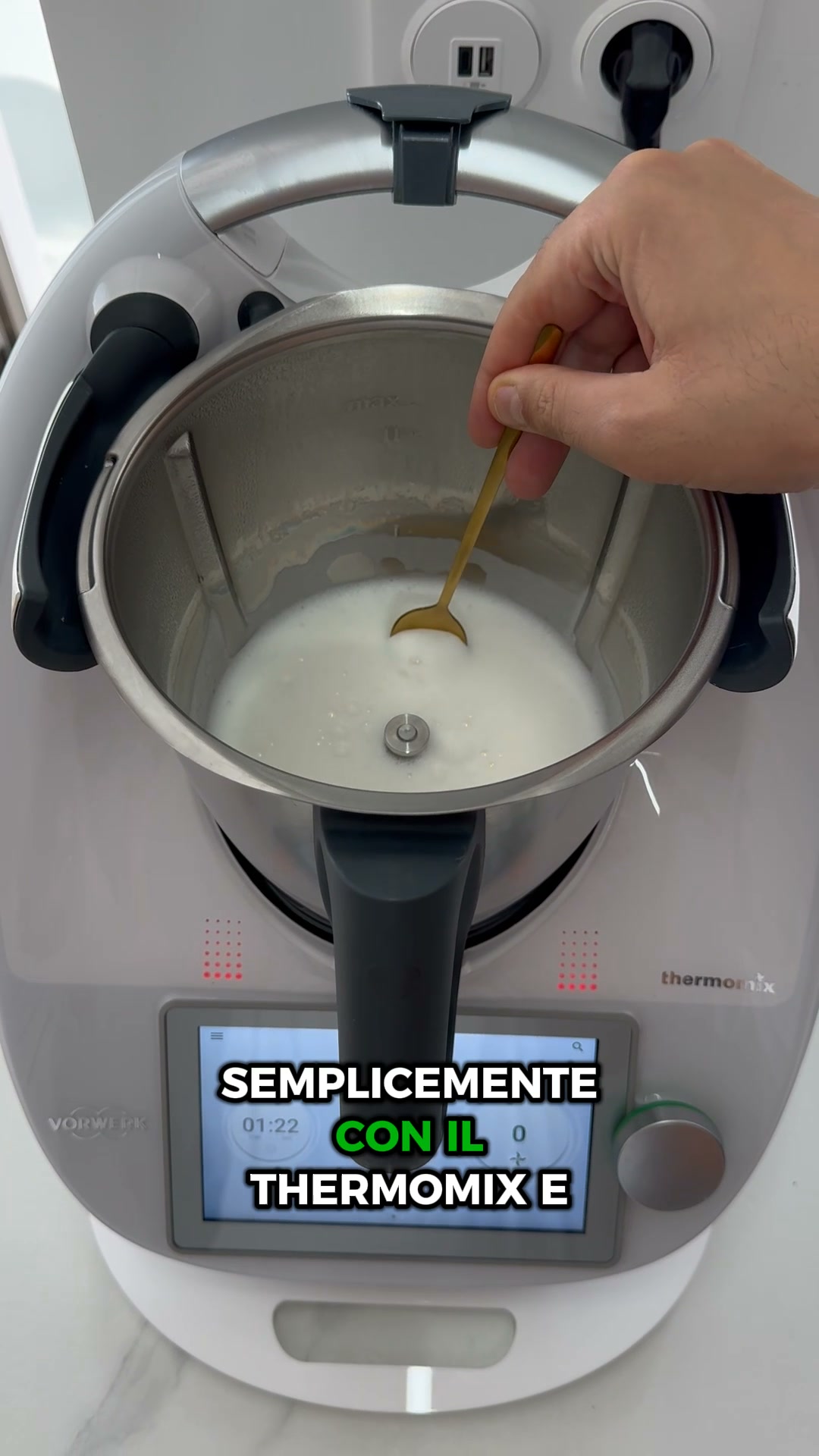Il tuo caffè del mattino merita una vera schiuma