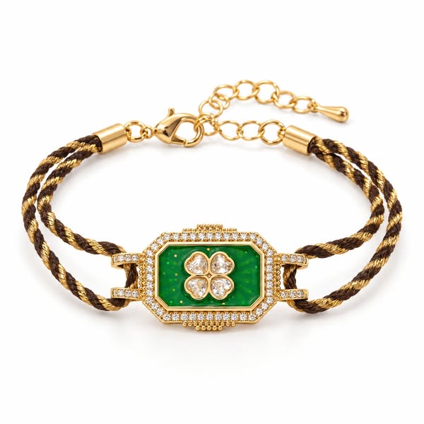 €34.99 · Adjustable braided nylon bracelet, sparkling medallion with four-leaf clover, elegant jewelry to enhance your wrist, Térise model