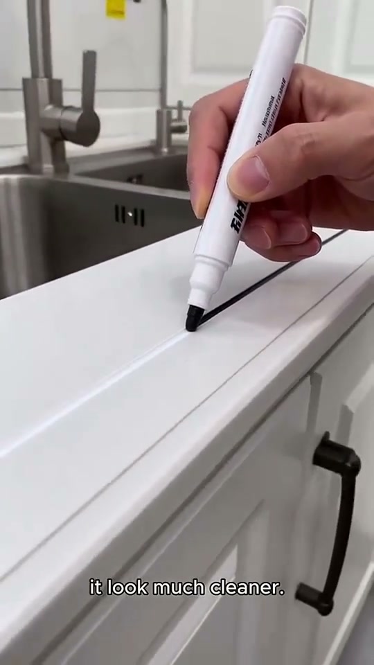 Anti-mould and waterproof joint pen for ceramic tiles