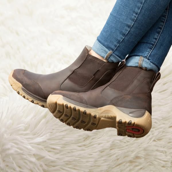Bareback Footwear