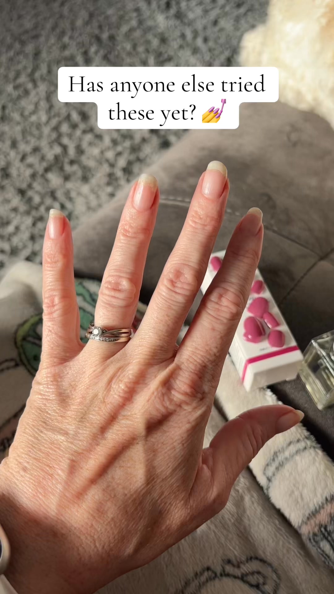 Salon Gel Nails in Under 10 Minutes