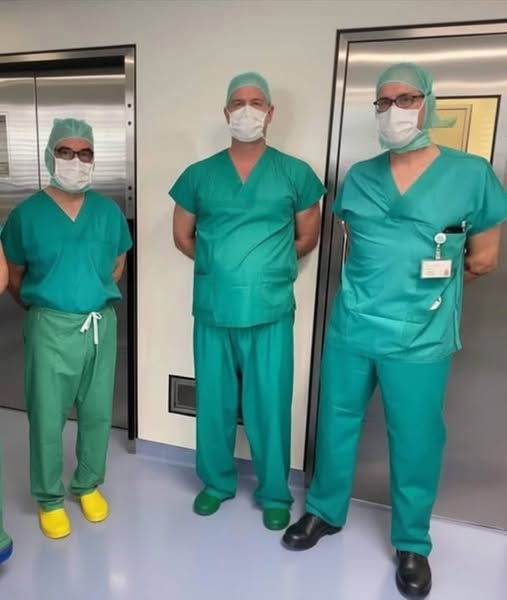 Der wahre Grund, warum so viele Frauen durch die Wechseljahre Arthrose entwickeln.