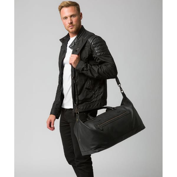£199 'Harbour' Black Leather Holdall