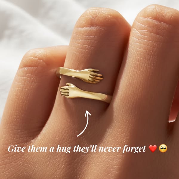 Hug Ring