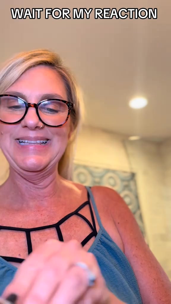Face Neck Lifting Tape (Long-Lasting)