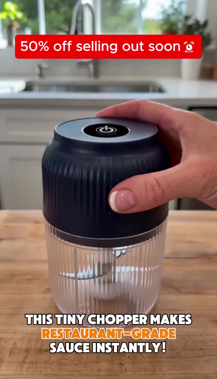 Household Electric Garlic Crusher