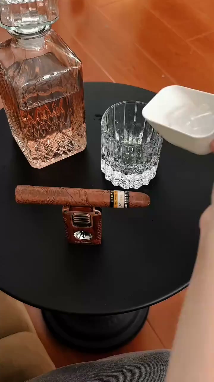 Anúncio de Alunvero.Official
