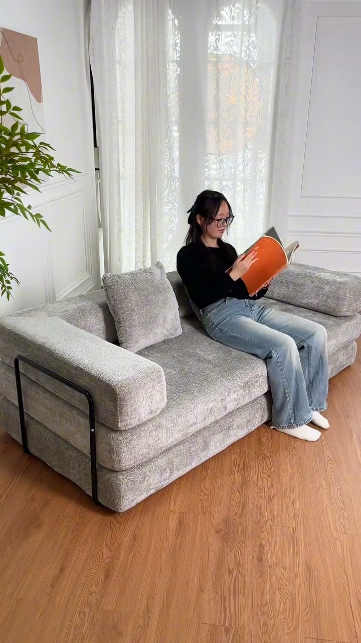 Ein Sofa. Viele Möglichkeiten.