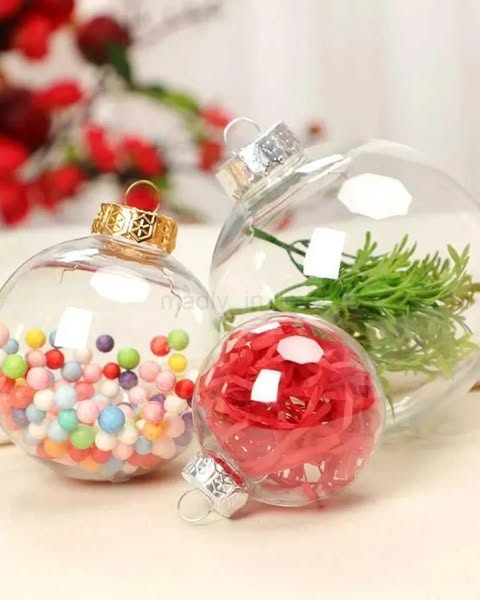 New Year's Decorations: Transparent Christmas Ball with Clear Fillable Xmas Tree