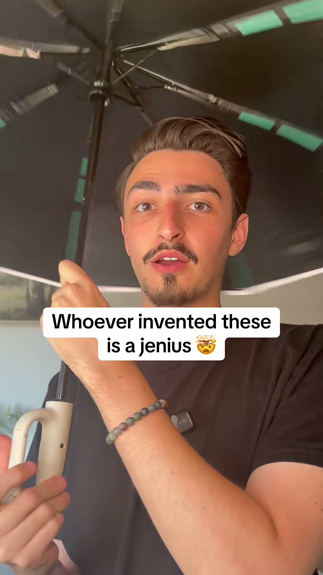 Lost another umbrella? This one clips on