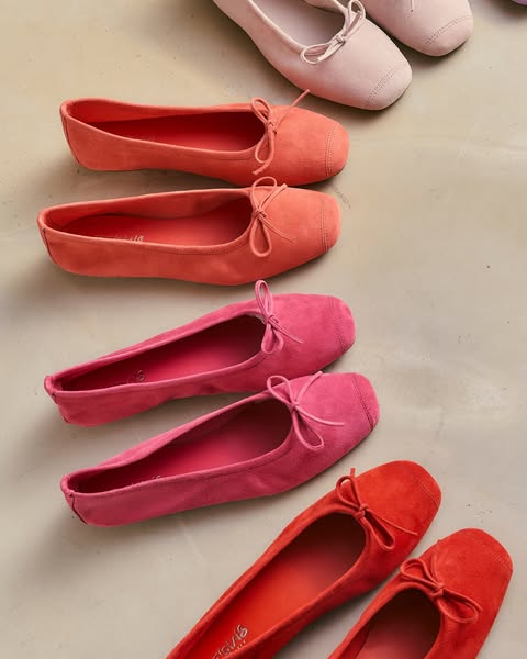 Chaussures Femme : Élégance et Confort sur Reqins.fr