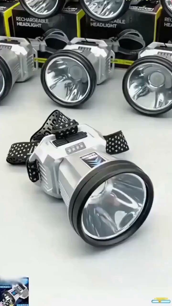 Anúncio de Parisook