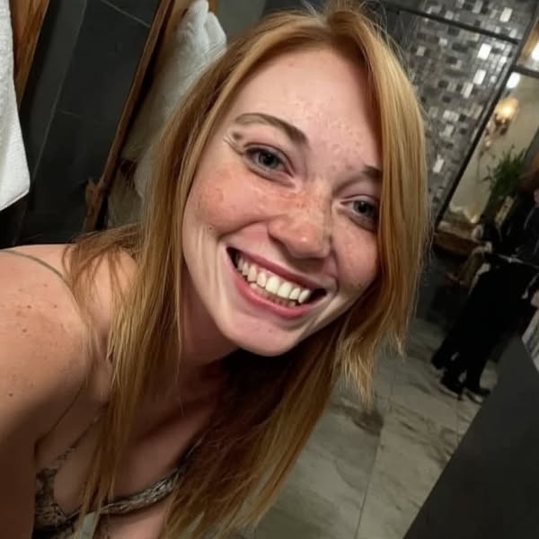 Kirsty, 41
